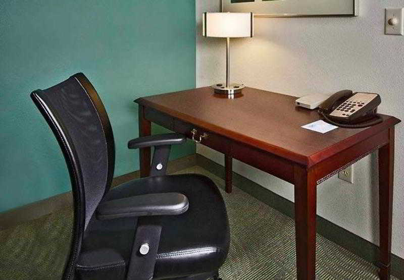 Springhill Suites Raleigh-Durham Airport/Research Triangle Park Экстерьер фото